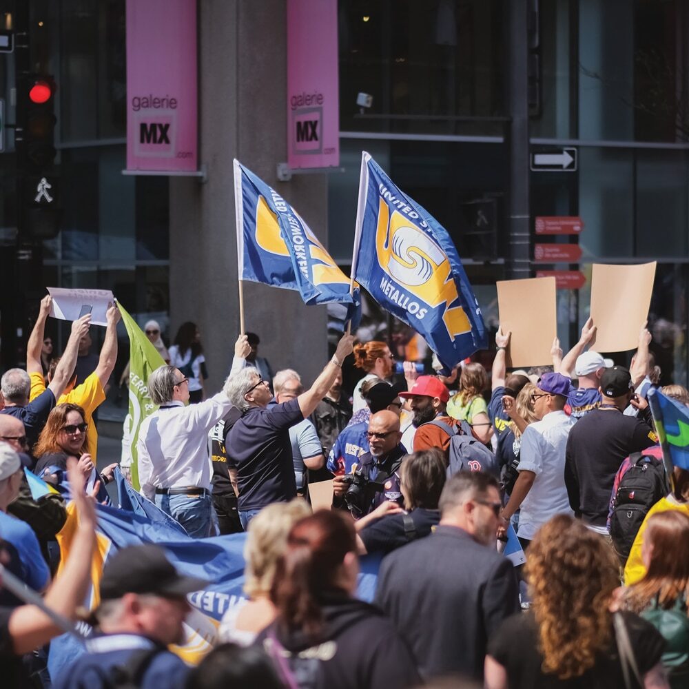 04-52890475149_62d2ba3aea-site-convention-ca-bargainingbetter-support