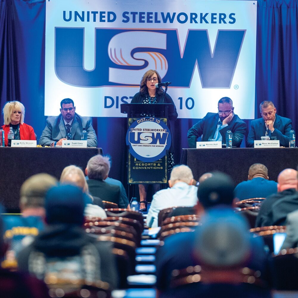 53783102674_913d06effc-site-convention-steelworkersfund-support